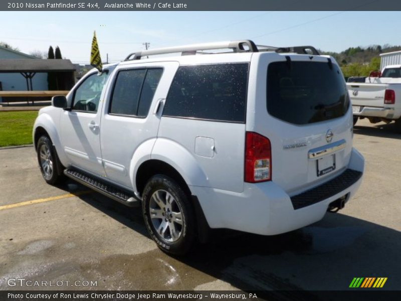 Avalanche White / Cafe Latte 2010 Nissan Pathfinder SE 4x4