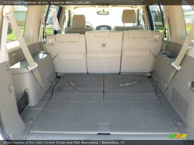 Avalanche White / Cafe Latte 2010 Nissan Pathfinder SE 4x4