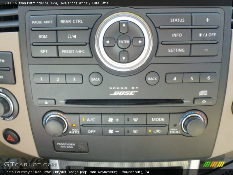 Avalanche White / Cafe Latte 2010 Nissan Pathfinder SE 4x4