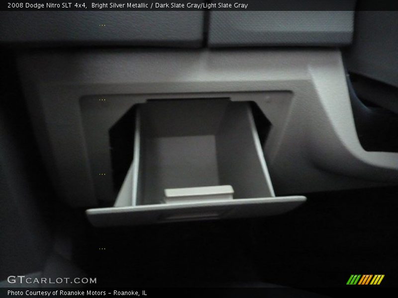 Bright Silver Metallic / Dark Slate Gray/Light Slate Gray 2008 Dodge Nitro SLT 4x4