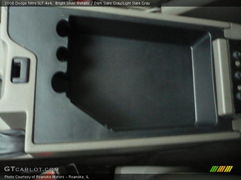 Bright Silver Metallic / Dark Slate Gray/Light Slate Gray 2008 Dodge Nitro SLT 4x4
