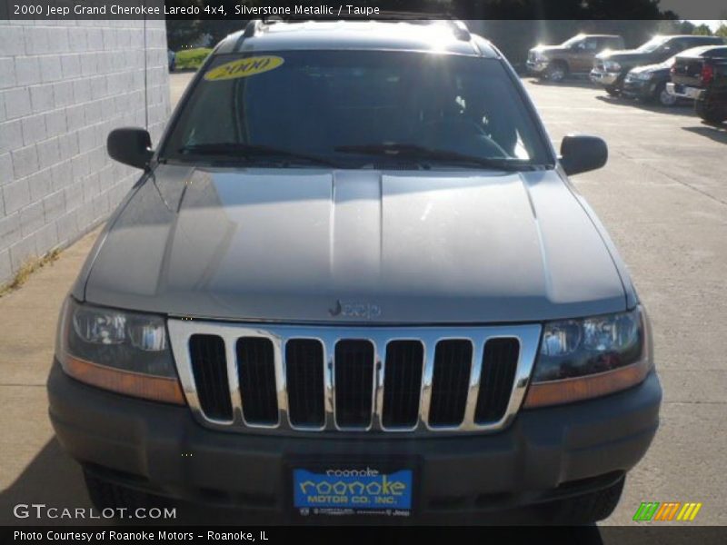 Silverstone Metallic / Taupe 2000 Jeep Grand Cherokee Laredo 4x4