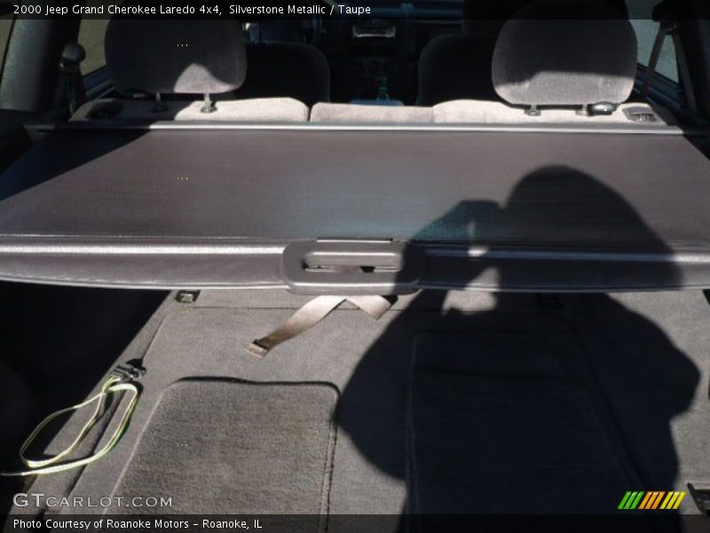 Silverstone Metallic / Taupe 2000 Jeep Grand Cherokee Laredo 4x4