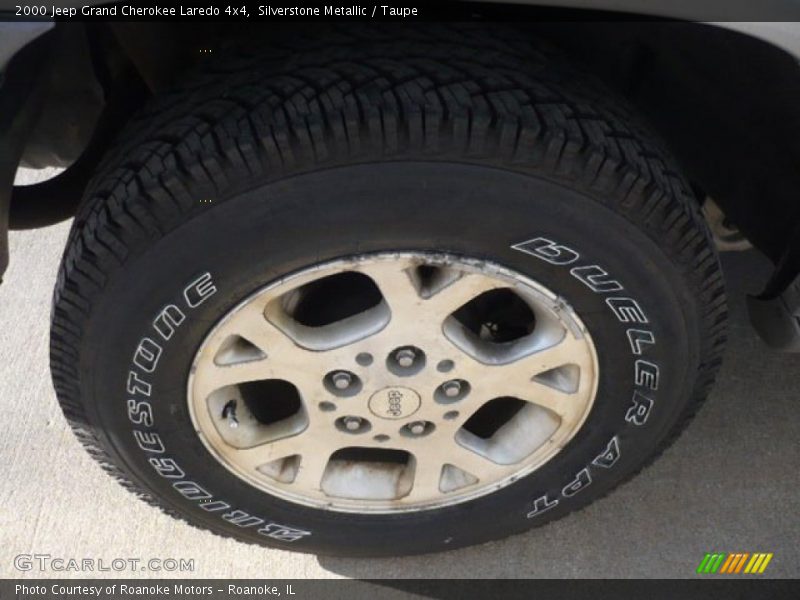 Silverstone Metallic / Taupe 2000 Jeep Grand Cherokee Laredo 4x4