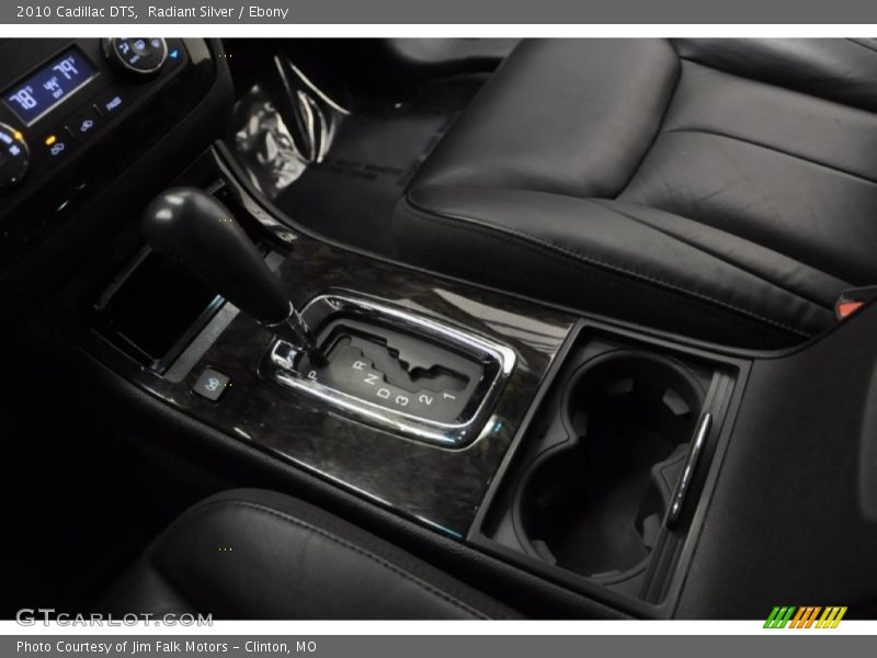Radiant Silver / Ebony 2010 Cadillac DTS