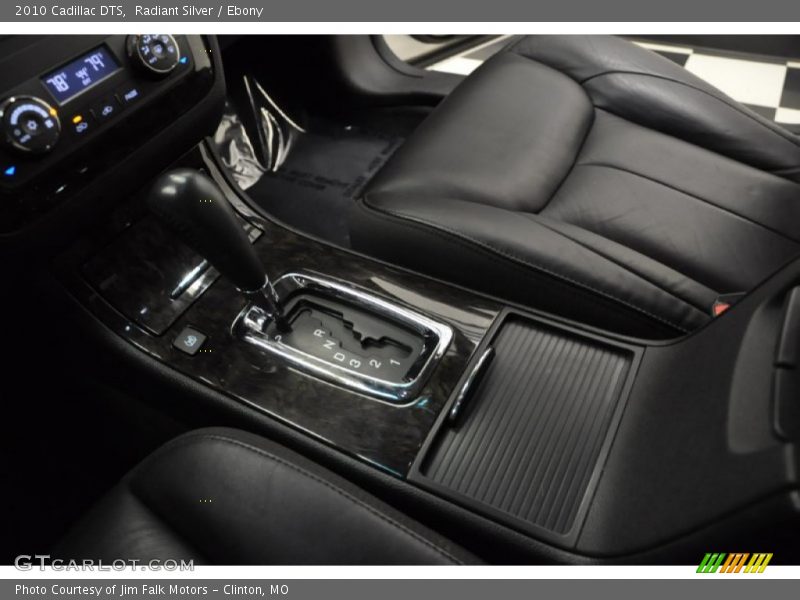 Radiant Silver / Ebony 2010 Cadillac DTS
