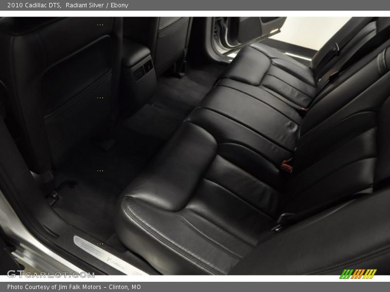 Radiant Silver / Ebony 2010 Cadillac DTS