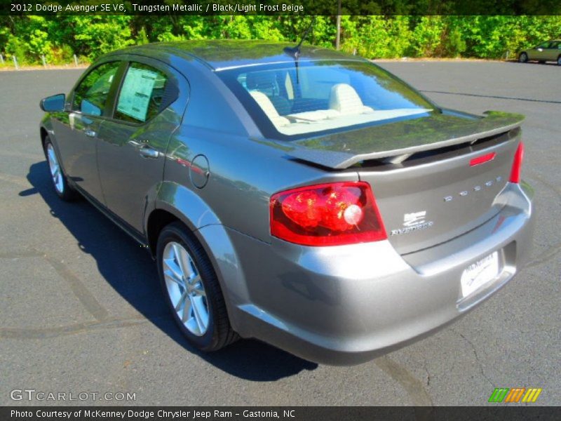 Tungsten Metallic / Black/Light Frost Beige 2012 Dodge Avenger SE V6