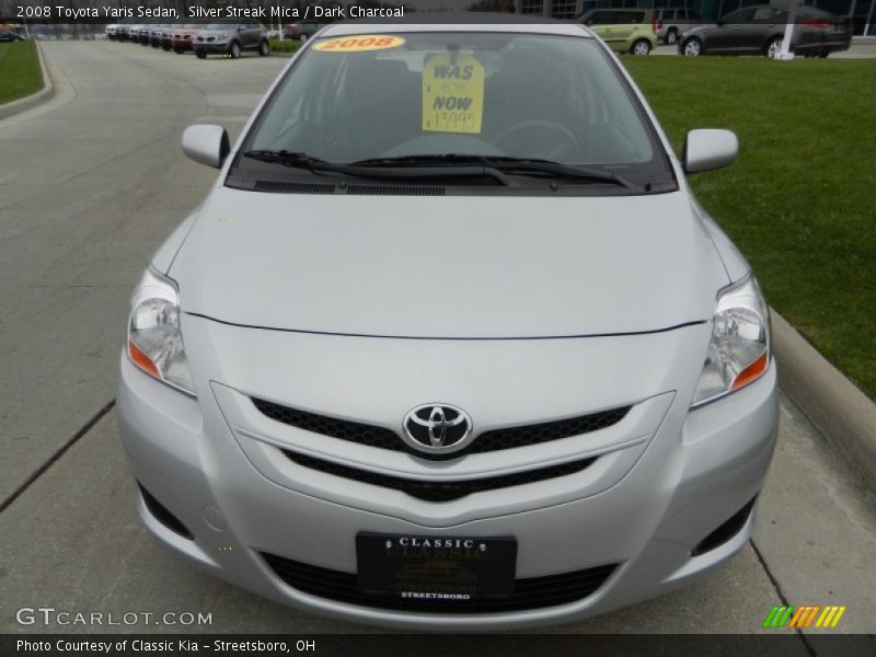 Silver Streak Mica / Dark Charcoal 2008 Toyota Yaris Sedan