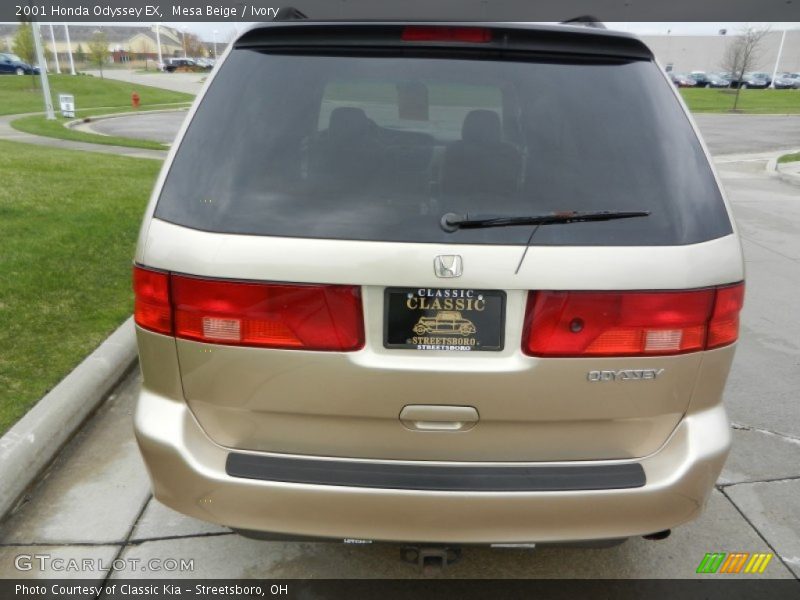 Mesa Beige / Ivory 2001 Honda Odyssey EX