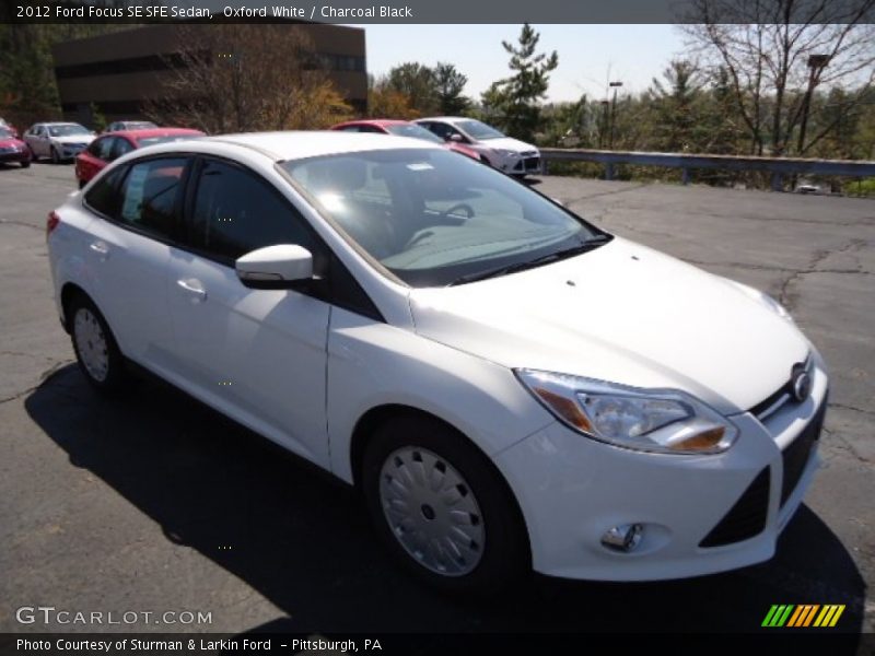 Oxford White / Charcoal Black 2012 Ford Focus SE SFE Sedan