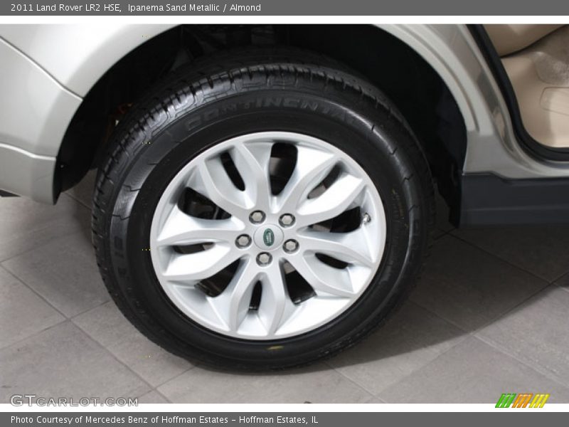 Ipanema Sand Metallic / Almond 2011 Land Rover LR2 HSE