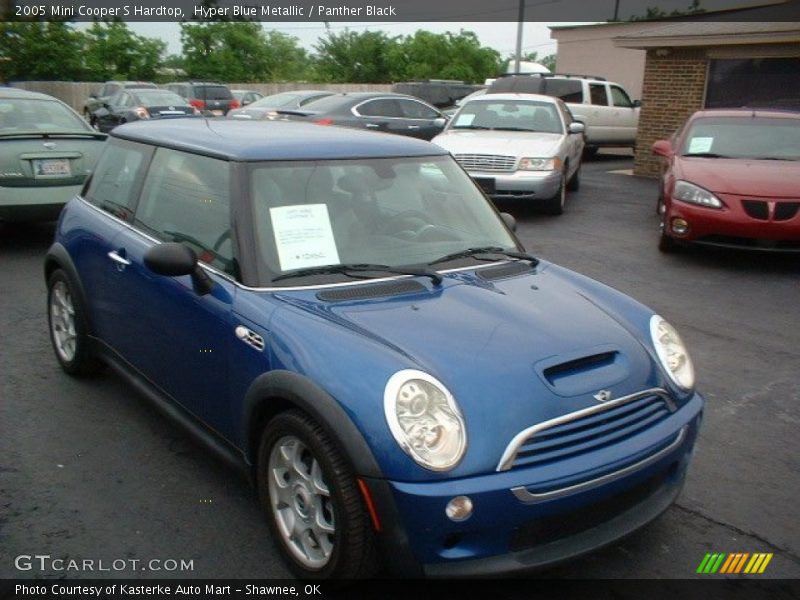 Hyper Blue Metallic / Panther Black 2005 Mini Cooper S Hardtop