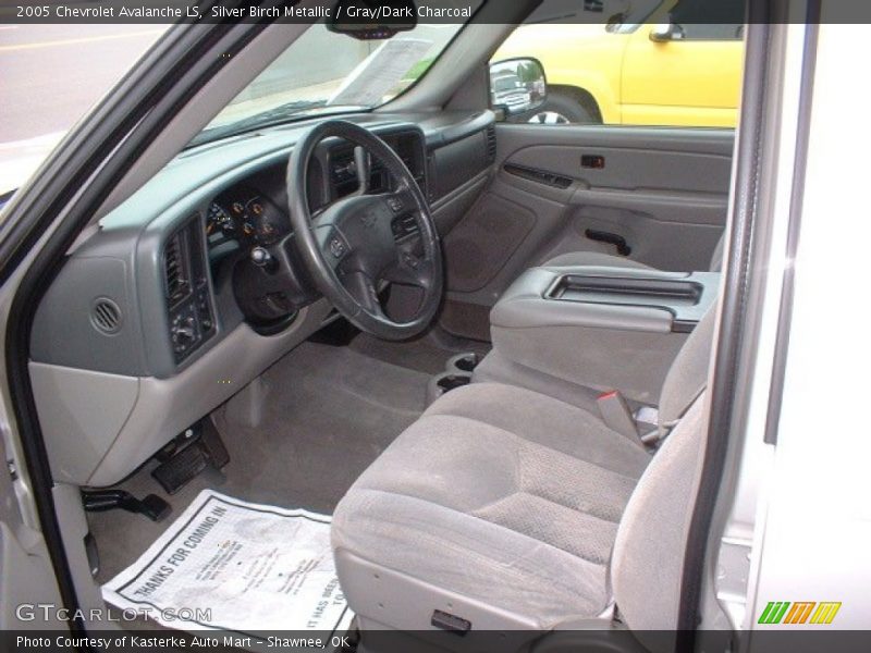 Silver Birch Metallic / Gray/Dark Charcoal 2005 Chevrolet Avalanche LS