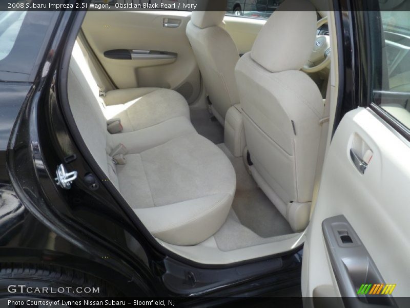 Obsidian Black Pearl / Ivory 2008 Subaru Impreza 2.5i Wagon