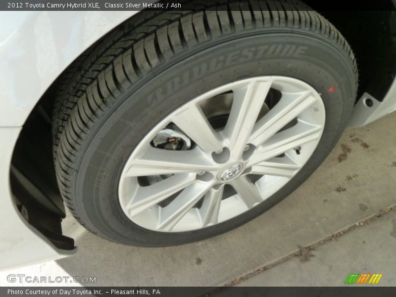Classic Silver Metallic / Ash 2012 Toyota Camry Hybrid XLE