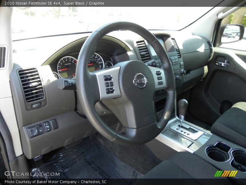 Super Black / Graphite 2010 Nissan Pathfinder SE 4x4