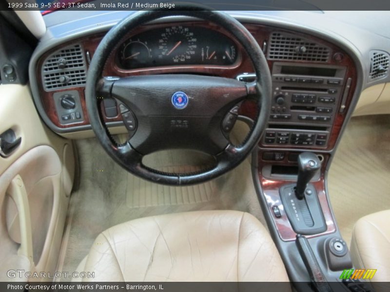 Dashboard of 1999 9-5 SE 2.3T Sedan