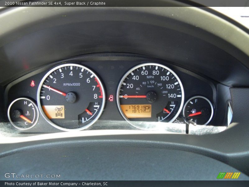 Super Black / Graphite 2010 Nissan Pathfinder SE 4x4