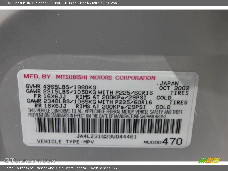 Munich Silver Metallic / Charcoal 2003 Mitsubishi Outlander LS 4WD
