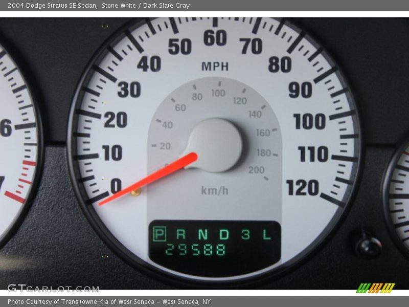 Stone White / Dark Slate Gray 2004 Dodge Stratus SE Sedan