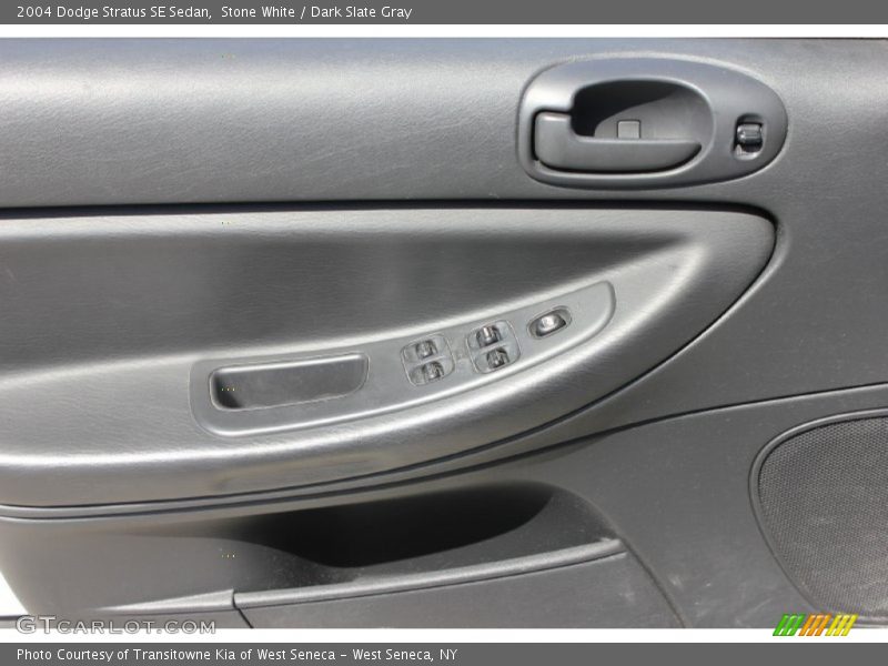 Stone White / Dark Slate Gray 2004 Dodge Stratus SE Sedan
