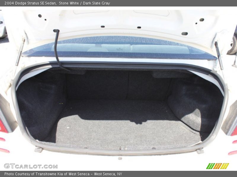 Stone White / Dark Slate Gray 2004 Dodge Stratus SE Sedan