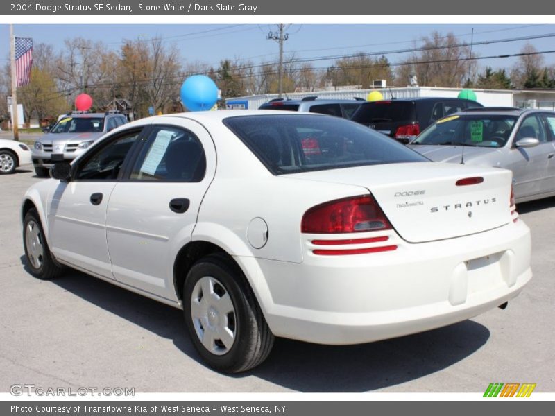 Stone White / Dark Slate Gray 2004 Dodge Stratus SE Sedan