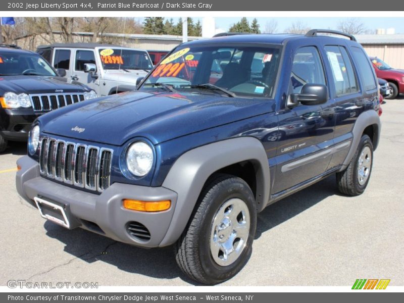 Patriot Blue Pearlcoat / Dark Slate Gray 2002 Jeep Liberty Sport 4x4