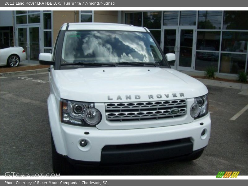 Fuji White / Almond/Nutmeg 2012 Land Rover LR4 HSE LUX