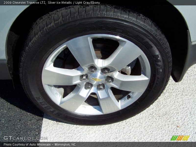 Silver Ice Metallic / Light Gray/Ebony 2009 Chevrolet Traverse LTZ