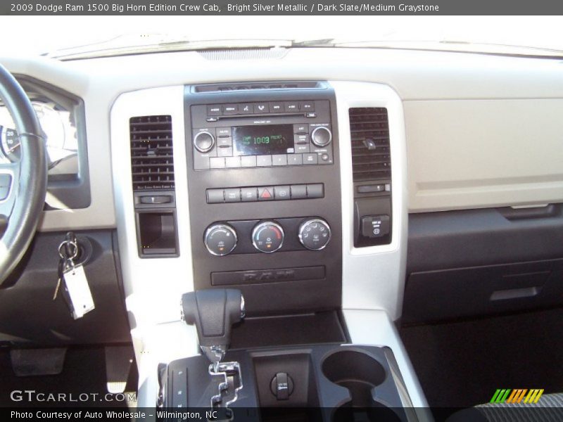Bright Silver Metallic / Dark Slate/Medium Graystone 2009 Dodge Ram 1500 Big Horn Edition Crew Cab