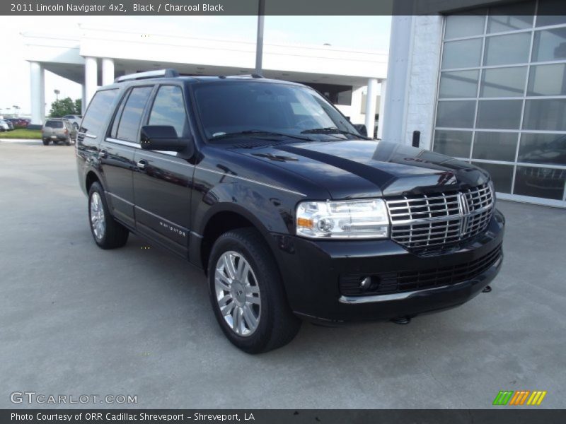 Black / Charcoal Black 2011 Lincoln Navigator 4x2