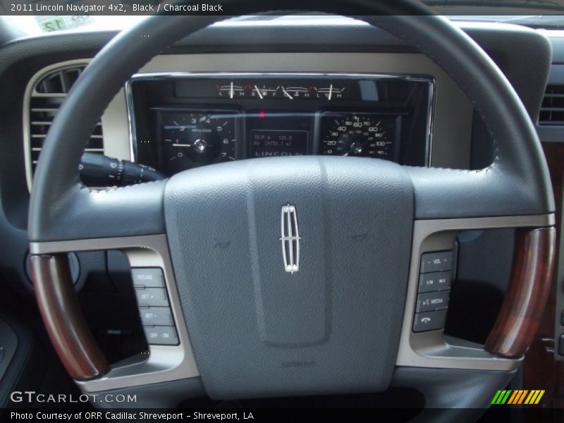 Black / Charcoal Black 2011 Lincoln Navigator 4x2