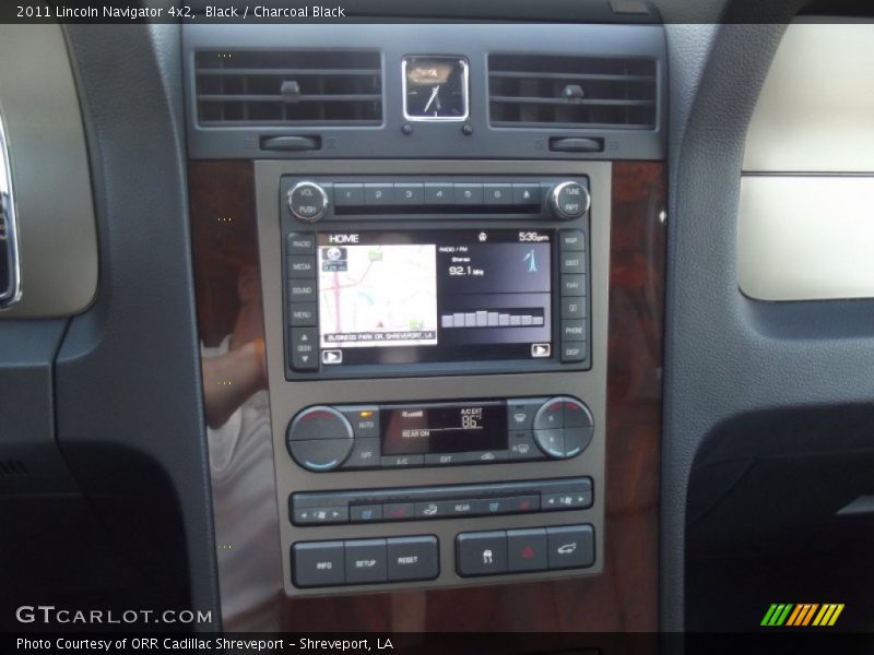 Black / Charcoal Black 2011 Lincoln Navigator 4x2
