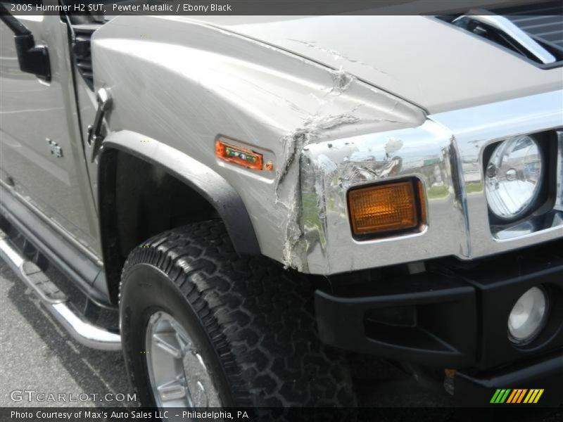 Pewter Metallic / Ebony Black 2005 Hummer H2 SUT