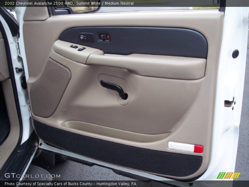 Door Panel of 2002 Avalanche 2500 4WD
