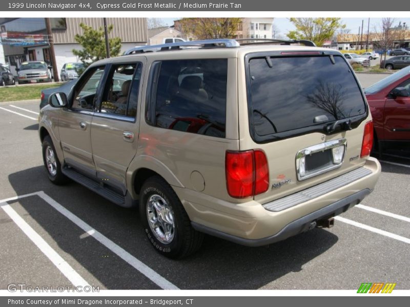 Cypress Gold Frost Metallic / Medium Prairie Tan 1999 Lincoln Navigator 4x4