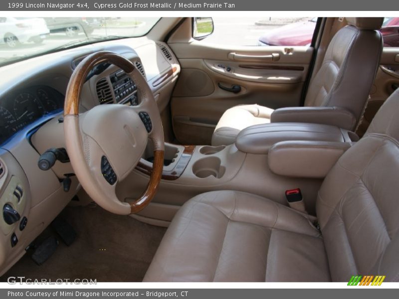 Cypress Gold Frost Metallic / Medium Prairie Tan 1999 Lincoln Navigator 4x4