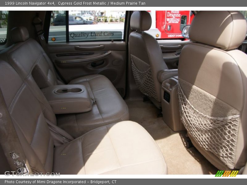 Cypress Gold Frost Metallic / Medium Prairie Tan 1999 Lincoln Navigator 4x4