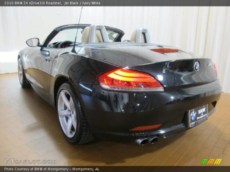 Jet Black / Ivory White 2010 BMW Z4 sDrive30i Roadster