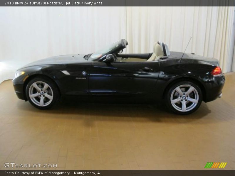 Jet Black / Ivory White 2010 BMW Z4 sDrive30i Roadster
