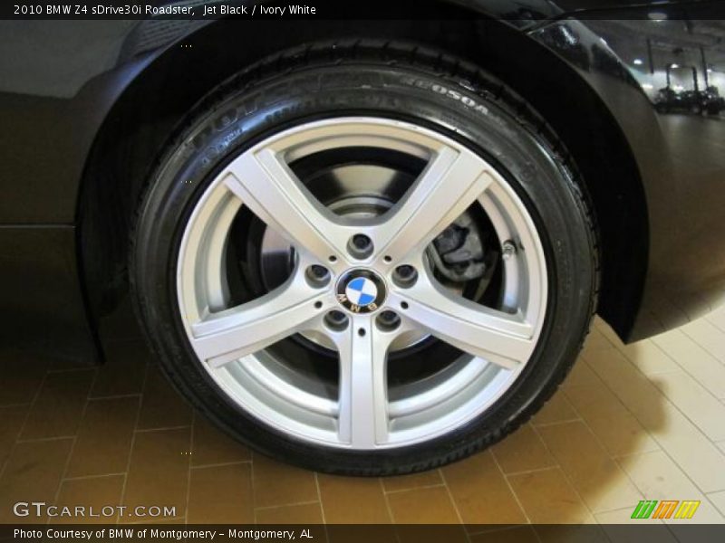 Jet Black / Ivory White 2010 BMW Z4 sDrive30i Roadster