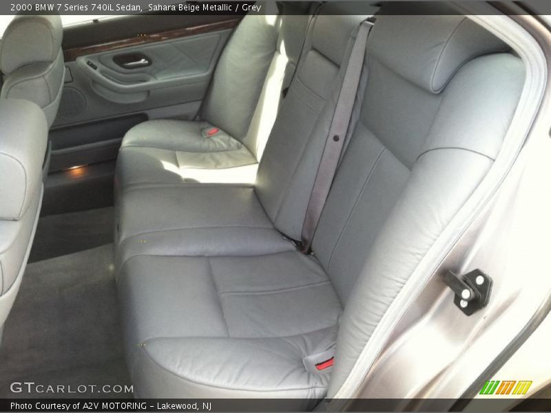 Sahara Beige Metallic / Grey 2000 BMW 7 Series 740iL Sedan