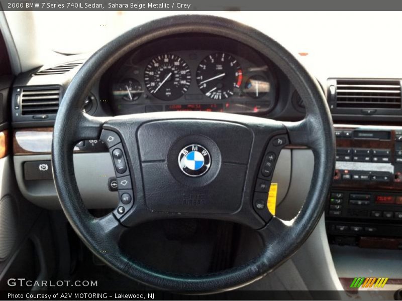 Sahara Beige Metallic / Grey 2000 BMW 7 Series 740iL Sedan