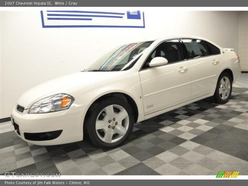 White / Gray 2007 Chevrolet Impala SS