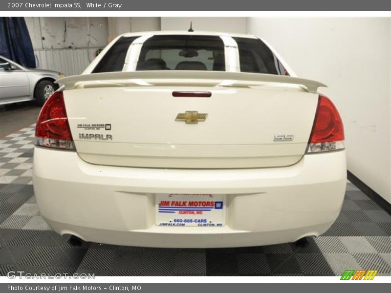White / Gray 2007 Chevrolet Impala SS