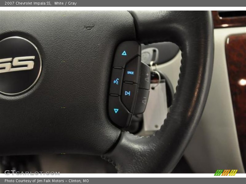 White / Gray 2007 Chevrolet Impala SS