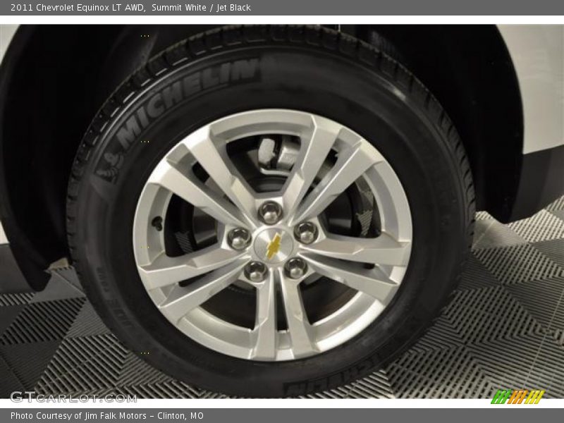 Summit White / Jet Black 2011 Chevrolet Equinox LT AWD
