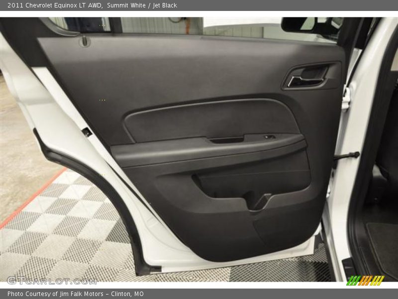 Summit White / Jet Black 2011 Chevrolet Equinox LT AWD